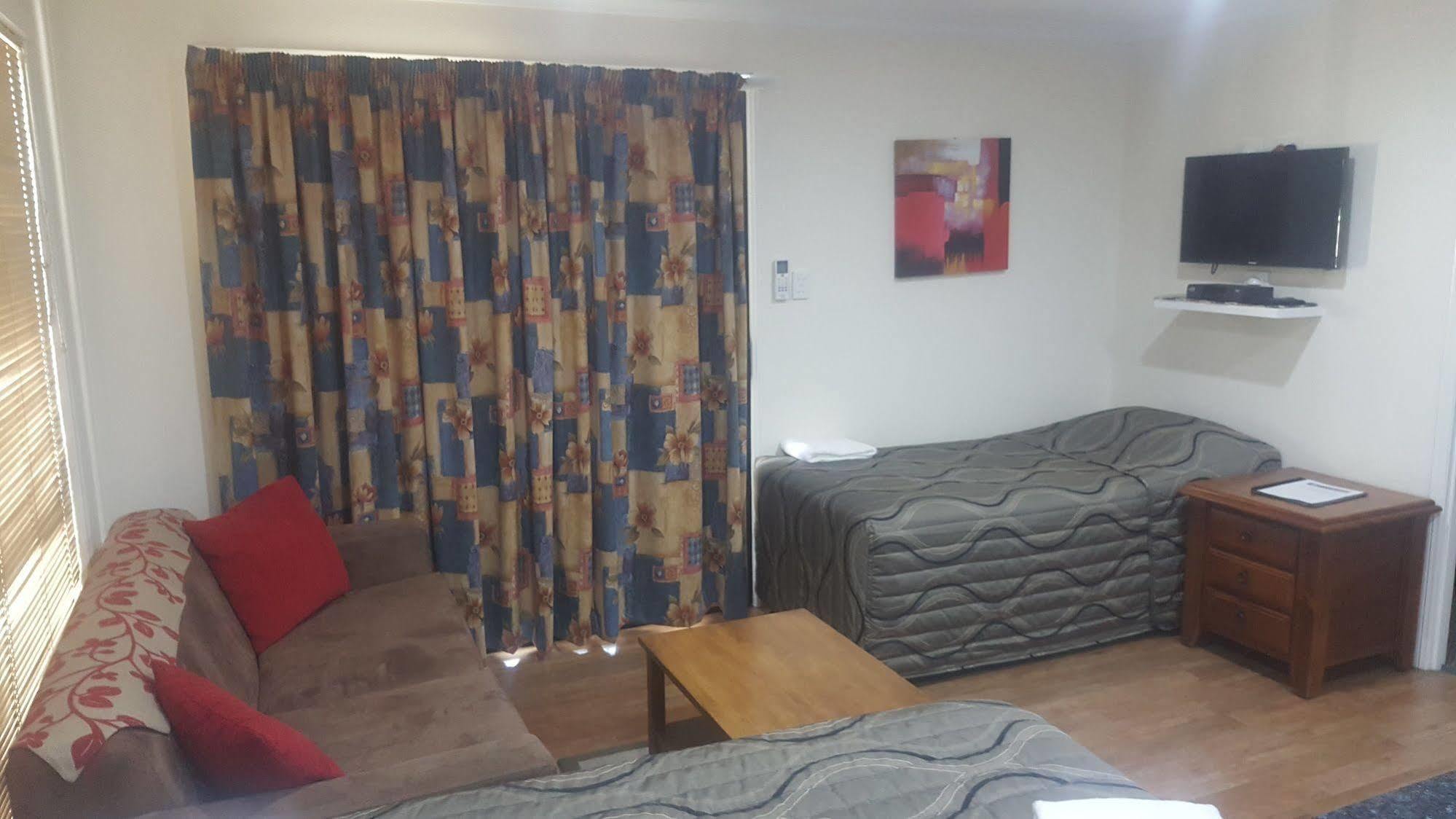 Emerald Motel Apartments Εξωτερικό φωτογραφία